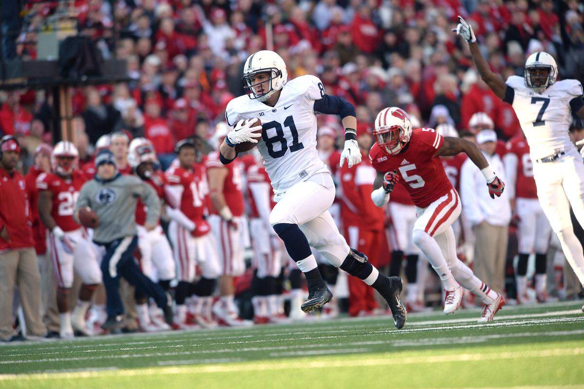 Penn State tight end Adam Breneman (81) scores Penn State’s first touchdown early in the first quarter against the Wisconsin Badgers in Madison, Wisconsin, Saturday. (For the CDT/Steve Manuel)