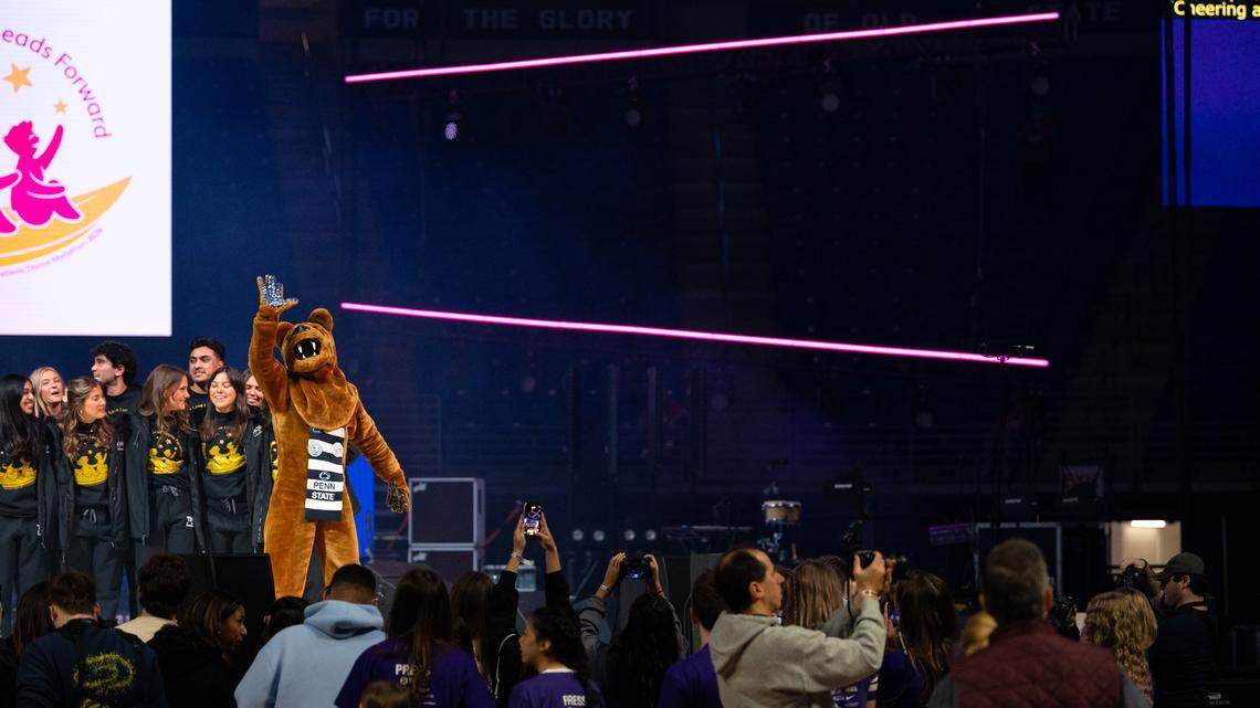 Penn State’s Thon has started. See scenes from the first hours in the BJC