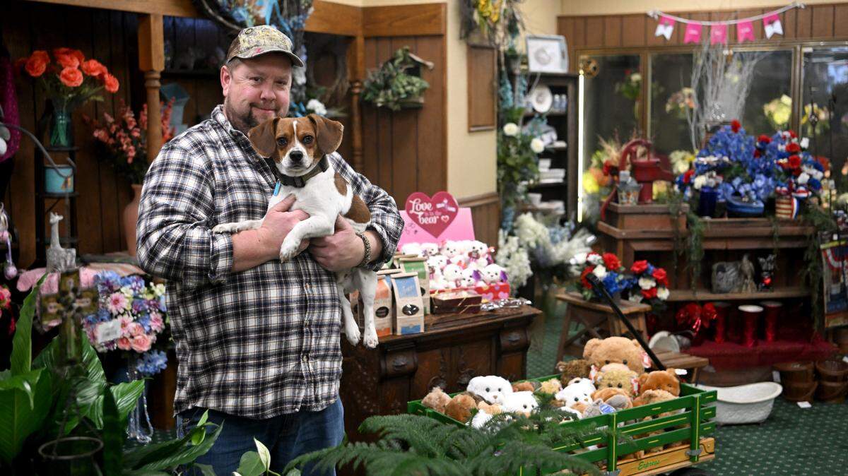 Woodring’s Floral Gardens in downtown Bellefonte credits success to family