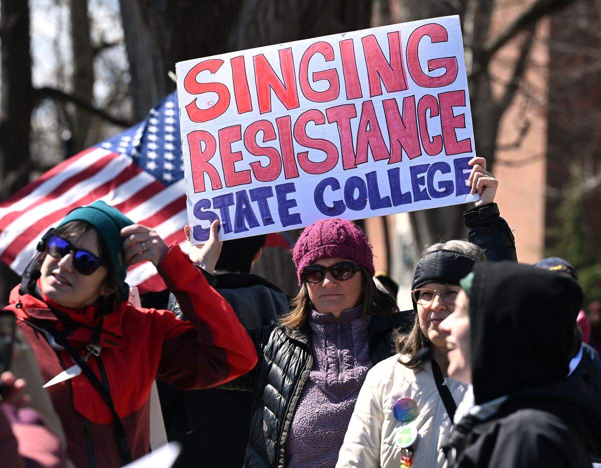 Thousands of people gathered on Old Main lawn for the No Kings anti-Trump rally on Saturday.