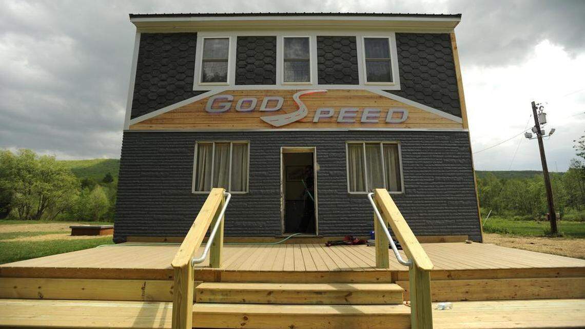 Bits of business | Worth Twp. motel converted to hostel
