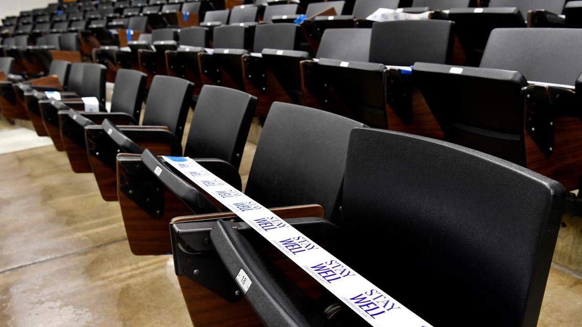 Penn State reimplements alternative grading system for undergrads during COVID-19 pandemic