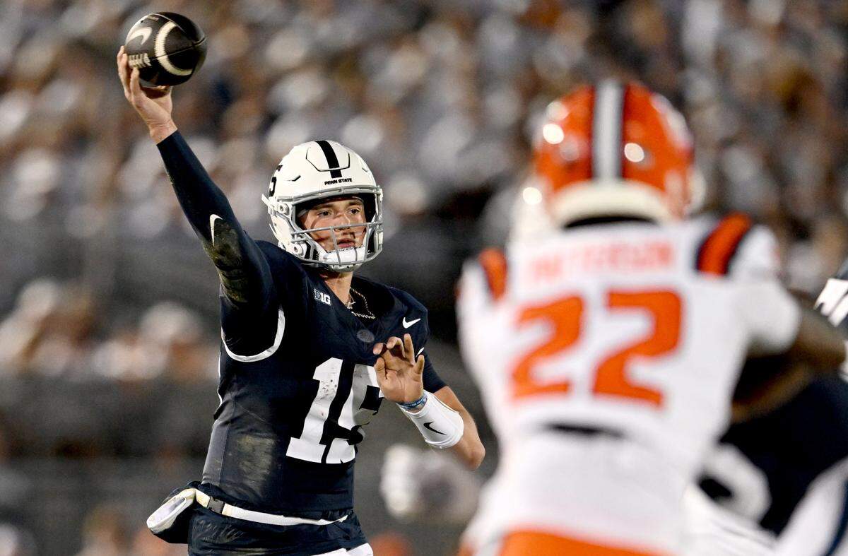 Penn State quarterback Drew Allar makes a pass during the game against Illinois on Saturday, Sept. 28, 2024.