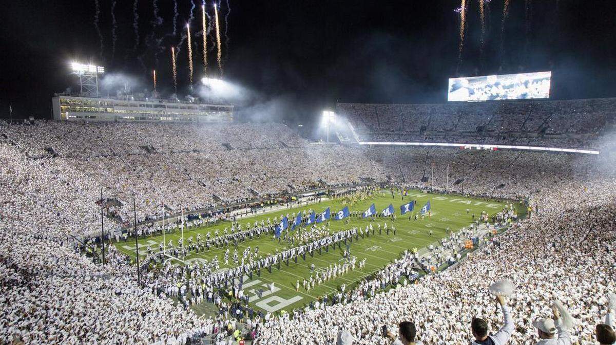 Four-star junior college OT Anthony Whigan committed to Penn State on Tuesday and will look to play in Beaver Stadium next season as part of the Class of 2019.