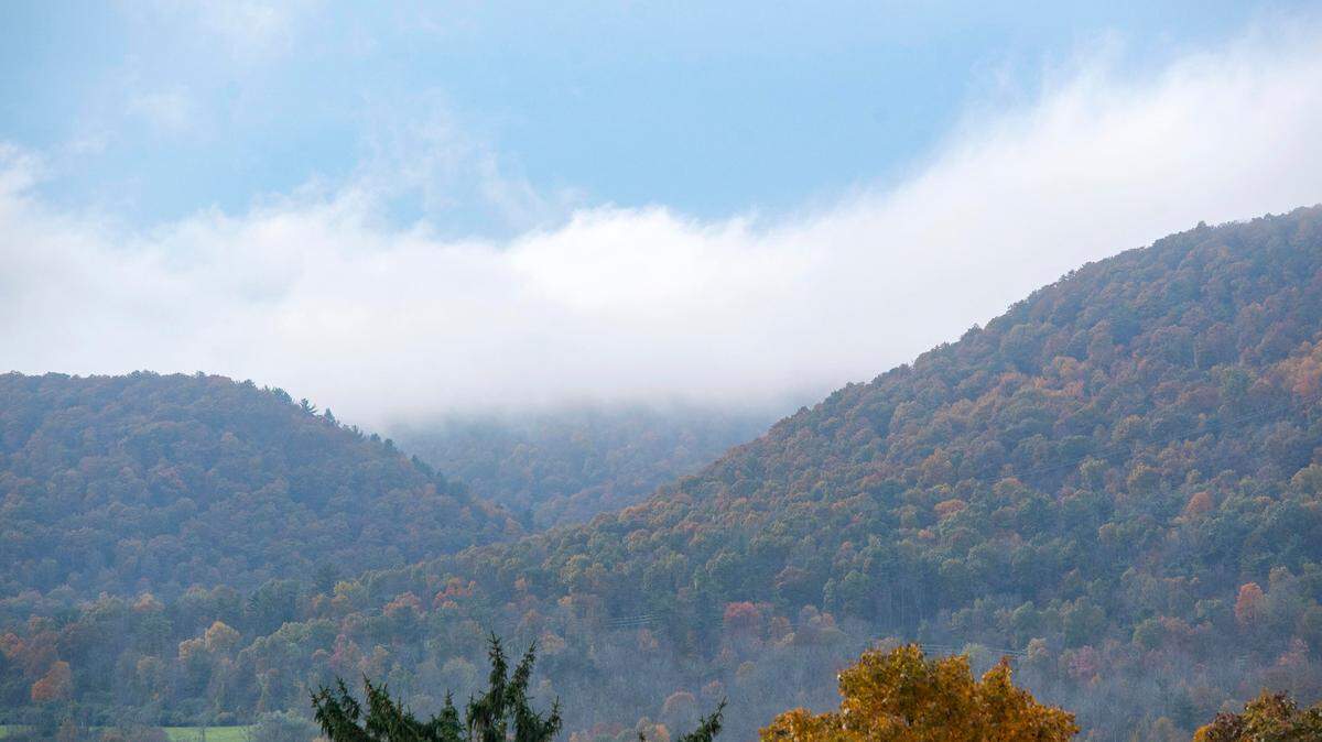 Fall foliage in Bellefonte on Nov. 1, 2018.  Penn State researchers registered a “seismic event” that came from an area at the end of Purdue Mountain near Bellefonte.
