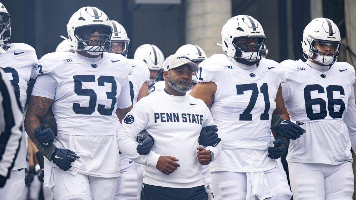penn-state-vs-clemson-in-pinstripe-bowl-at-yankee-stadium-centre