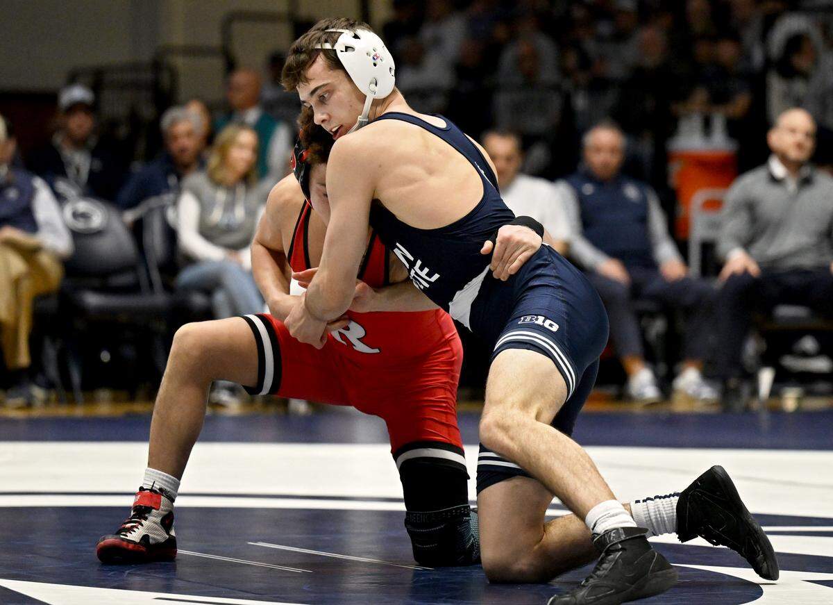 Penn State’s Luke Lilledahl wrestles Rutgers’ Ayden Smith in the 125 lb bout of the match on Saturday, Jan. 10, 2026 in Rec Hall.