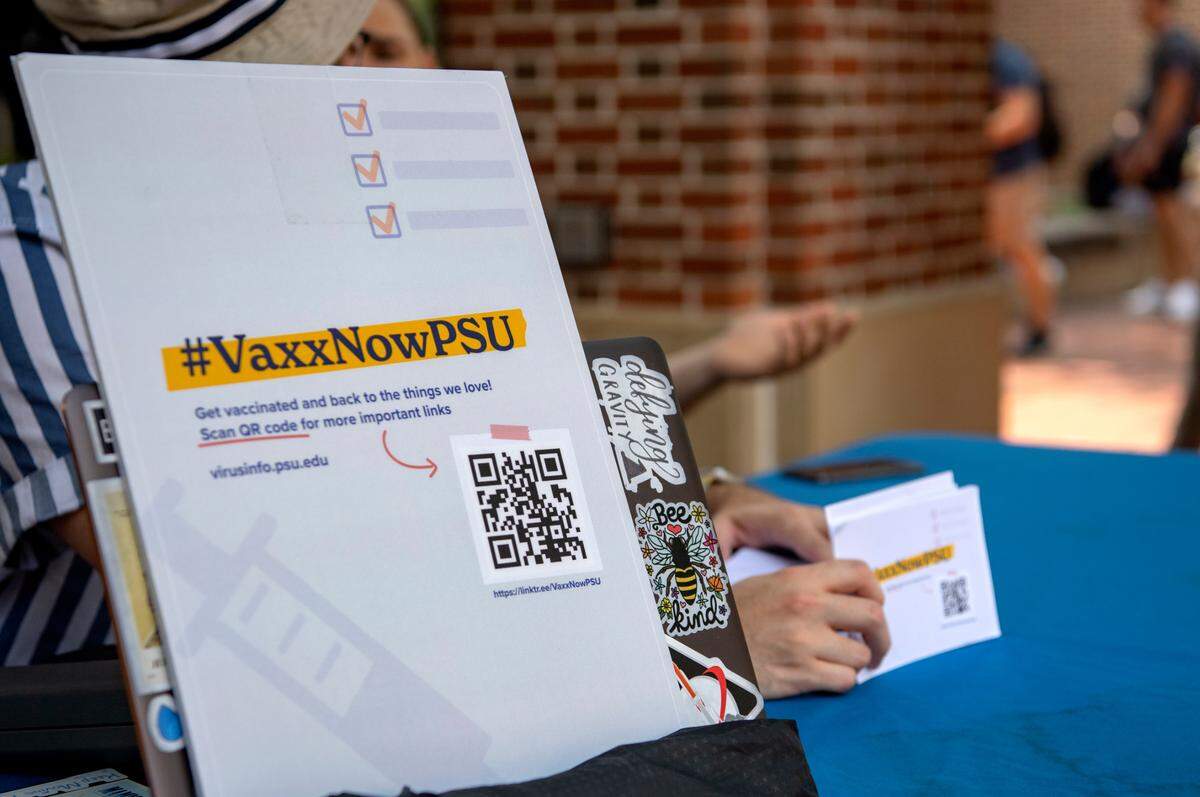 UPUA, Penn State’s student government, has a stand outside of the HUB to encourage students to get vaccinated on the first day of classes on Monday, Aug. 23, 2021.
