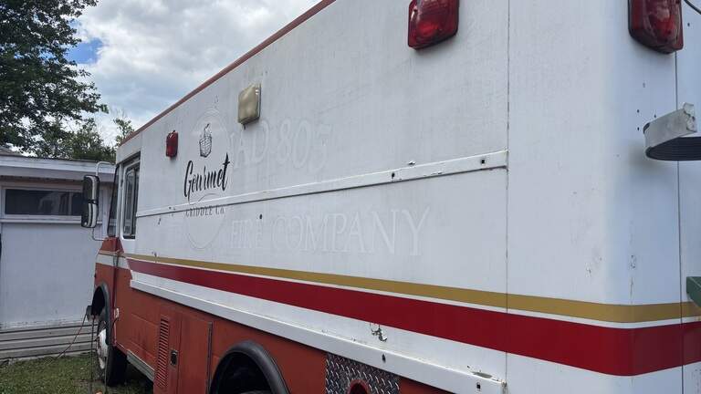 This distinctive food truck is hard to miss in Centre County. Here’s what it’s serving up