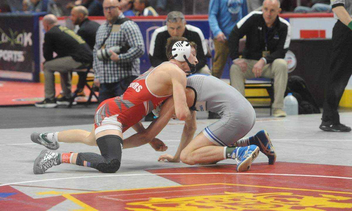 Bellefonte’s Aidan O’Shea controls Quakertown’s Collin Gaj in their 132-pound second round match of the PIAA Class 3A Championships on Thursday, March 10, 2022 at Giant Center in Hershey. Gaj beat O’Shea, 6-3.