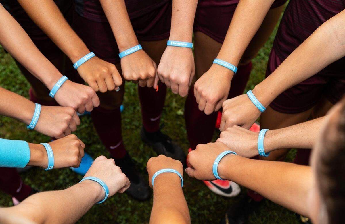 The State College girls’ soccer team has sold nearly 900 #JackStrong bracelets in support of Jack Sylves, a local 4-year-old fighting cancer.