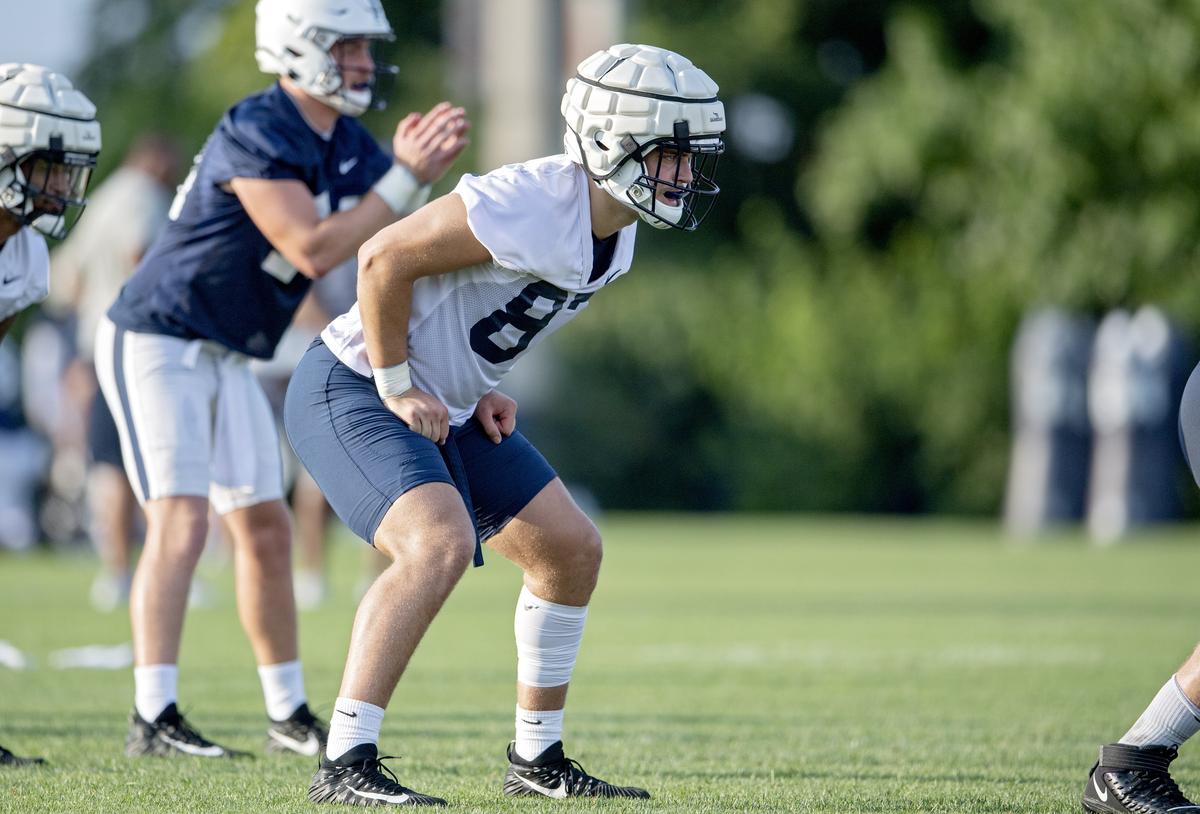 Penn State tight end Pat Freiermuth lines up for a play during practice on August 3, 2019.