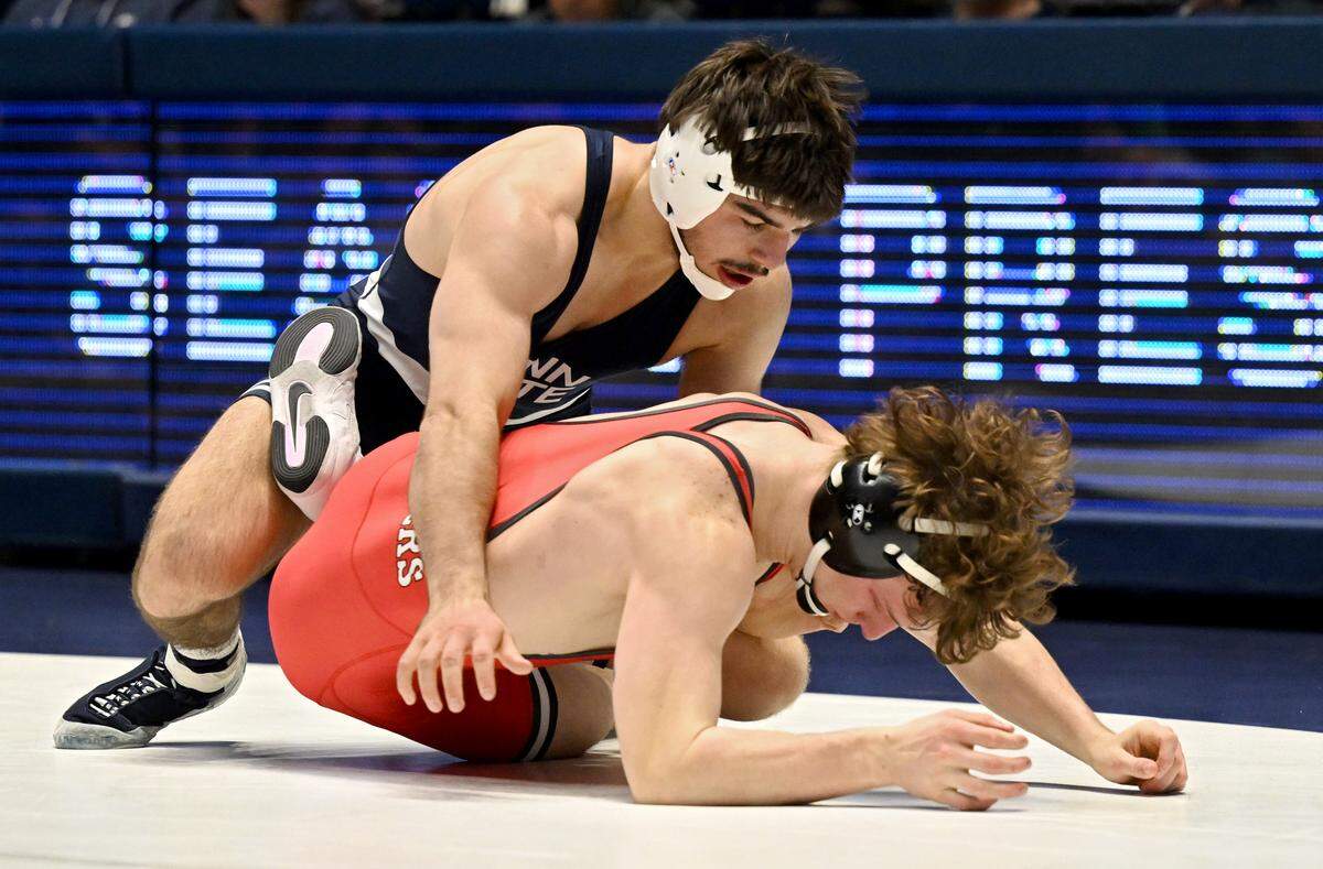Penn State’s PJ Duke controls Rutgers’ Easton Doster in the 157 lb bout of the match on Saturday, Jan. 10, 2026 in Rec Hall.