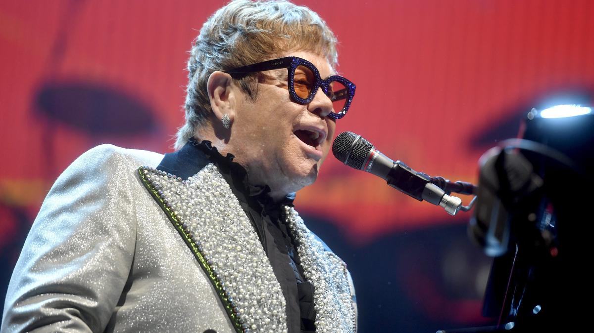 Elton John sings “Bennie and the Jets” Sunday at the Bryce Jordan Center, where the singer stopped on his “Farewell Yellow Brick Road” tour.