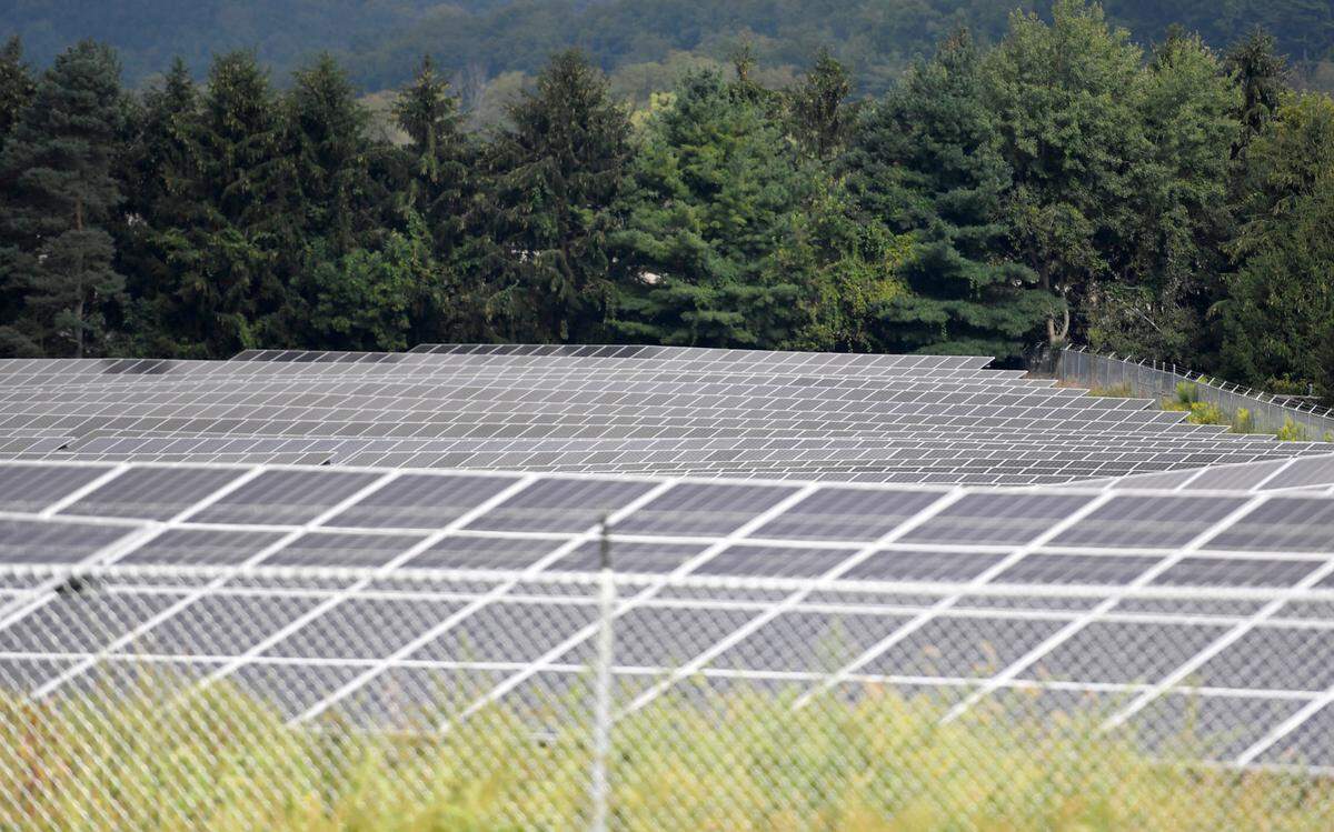 The UAJA solar array along Trout Road is pictured in September 2021.