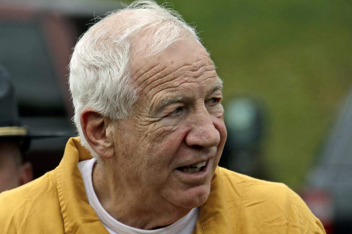 Former Penn State University assistant football coach Jerry Sandusky arrives at the Centre County Courthouse to be resentenced Friday.