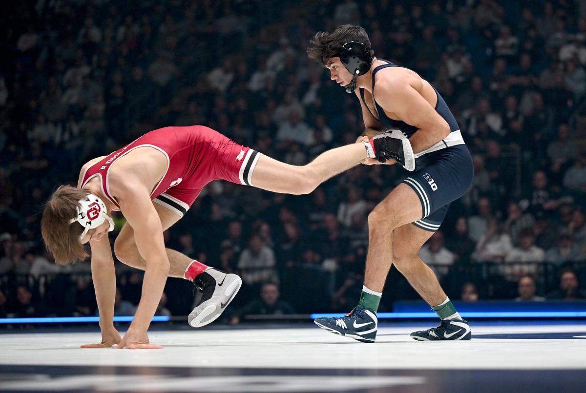 Penn State’s Aaron Nagao tries to pull in Oklahoma’s Alex Braun in the 141 lb bout during the match on Friday, Nov. 14, 2025 at the Bryce Jordan Center.