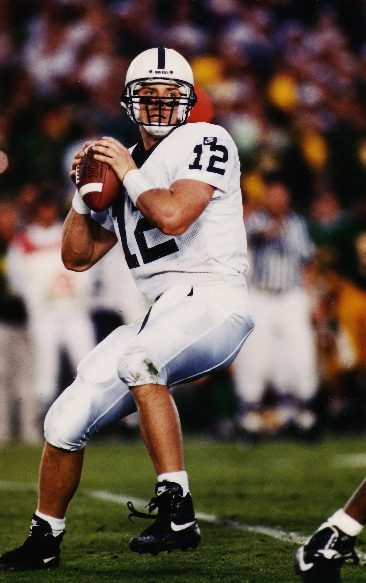 Penn State quarterback Kerry Collins, a College Football Hame of Famer, earned the Maxwell and Davey O’Brien awards and came in fourth in the 1994 Heisman voting after leading the nation in passing.