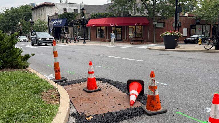 Small sinkhole in downtown State College to close right lane of College Avenue