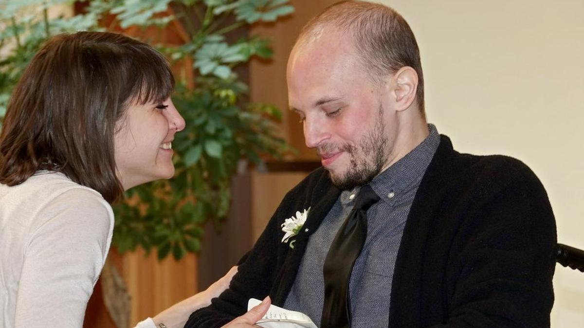 Joyce Eveleth and Daniel Palumbo were married while he was hospitalized at the National Institutes of Health.