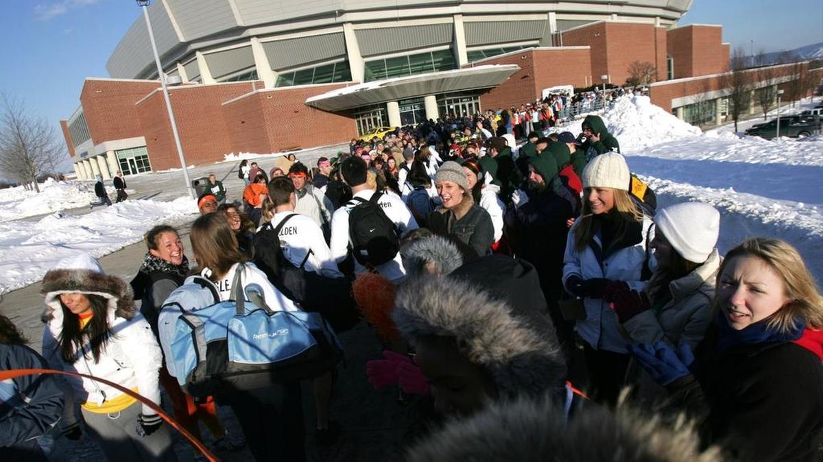 Dancers make their way to the Bryce Jordan Center for the Interfraternity Council/Panhellenic Dance Marathon in 2007, the first time the event was held at the BJC.
