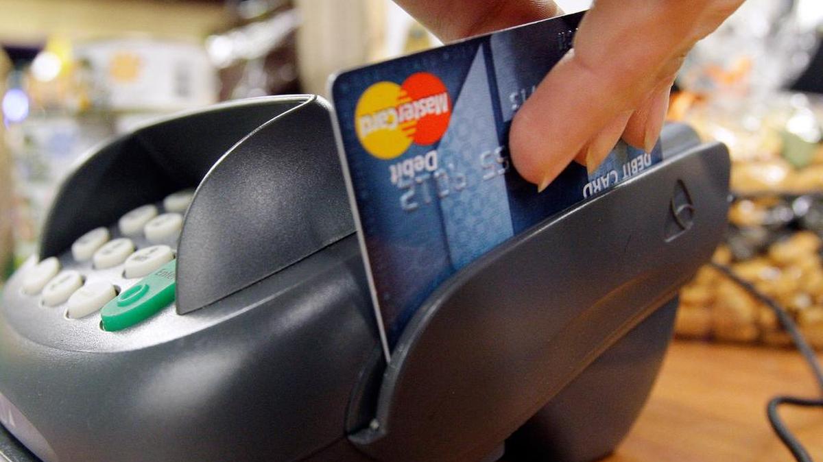 New technology has made fraud detection possible as soon as credit cards are swiped.