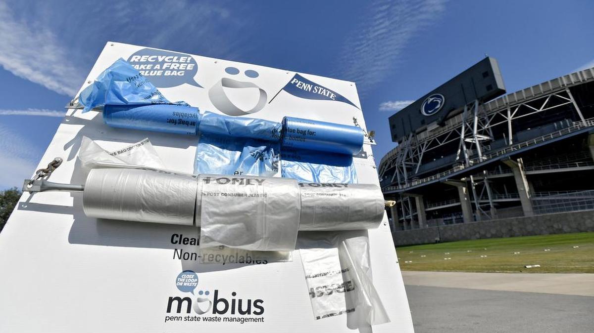 Penn State has stations throughout the tailgating lots around Beaver Stadium with bags for recycle and for trash.