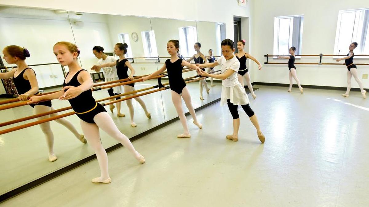 Liza Yen works with beginner and intermediate ballerinas during a class at the Performing Arts School of Central Pennsylvania on Tuesday.