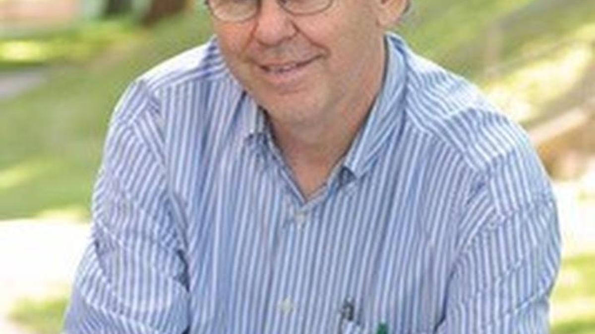 Terence Andrew Dalton, former Centre Daily Times reporter who covered Bellefonte and Centre County court and government, died Friday in a nursing home in Gettysburg.