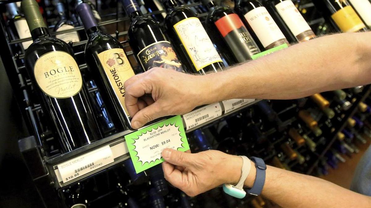 Weis Markets at Rolling Ridge Drive in College Township now has a cafe geared toward selling beer and wine.