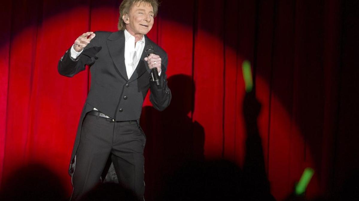 Barry Manilow performs at the Bryce Jordan Center on Saturday as part of his “One Last Time” tour.
