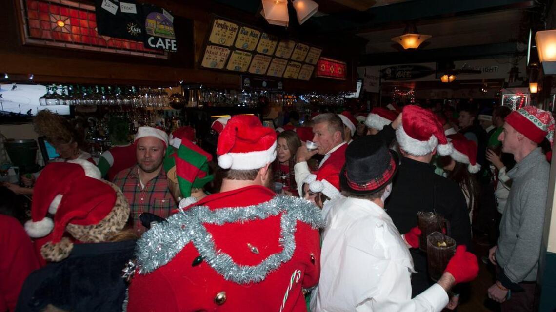 Calling all Santas: The 16th annual Santa Crawl set to return to downtown State College