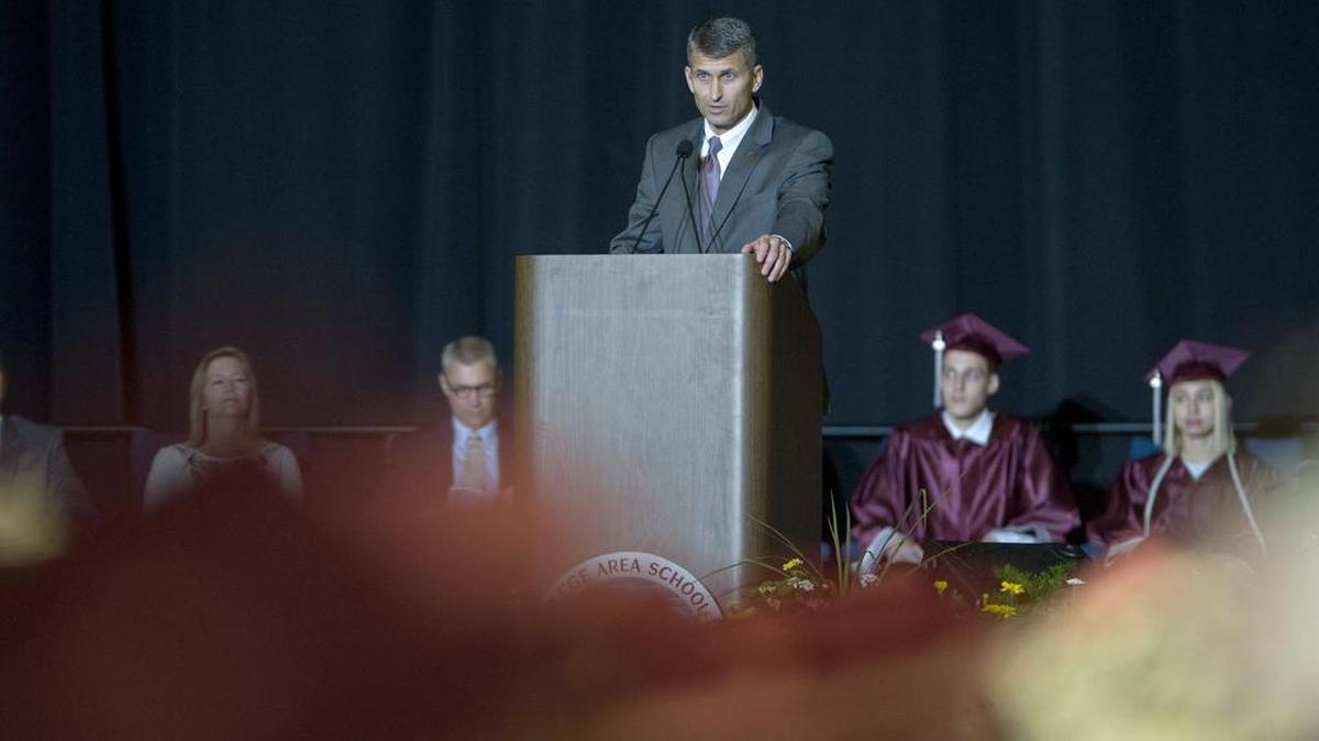 Superintendent Bob O’Donnell addresses graduates during State College Area commencement in 2015.