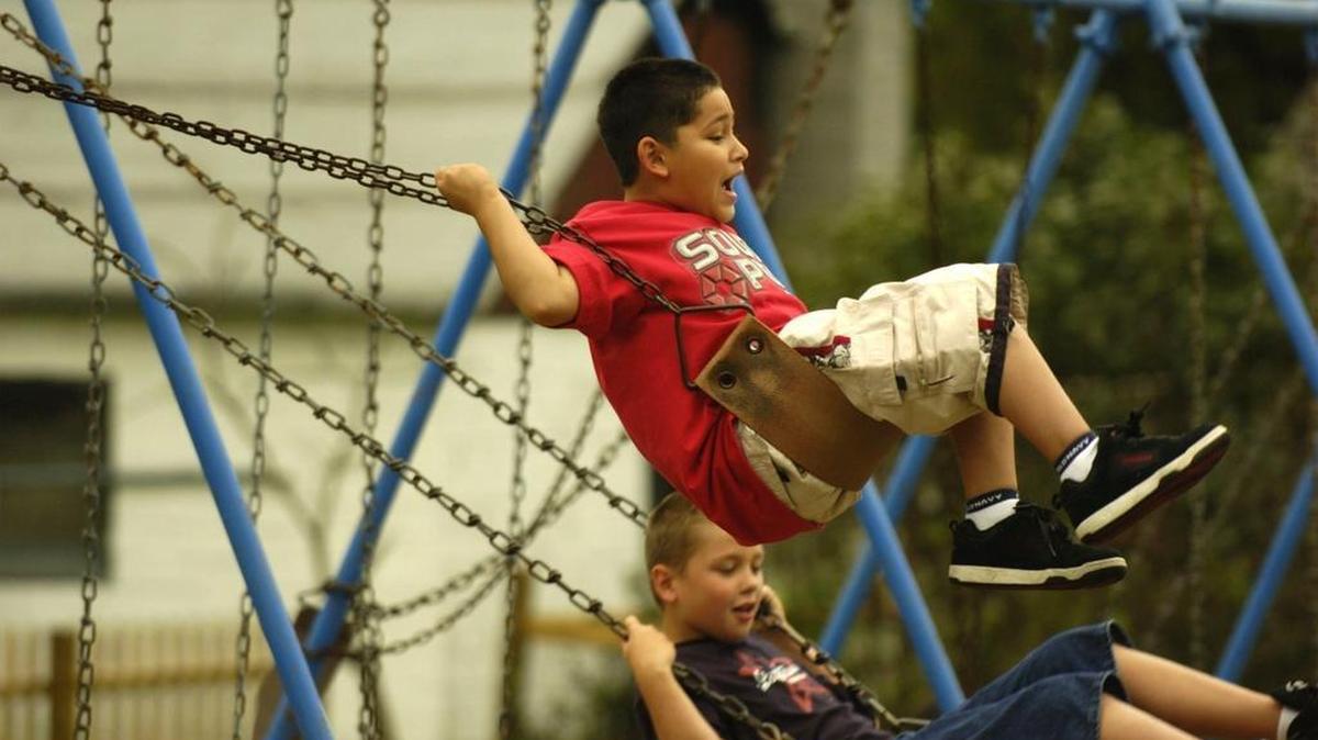 SCASD’s new recess policy provides 30 minutes of recess each day for all kindergarten through fifth-grade students, in addition to scheduled physical education classes.
