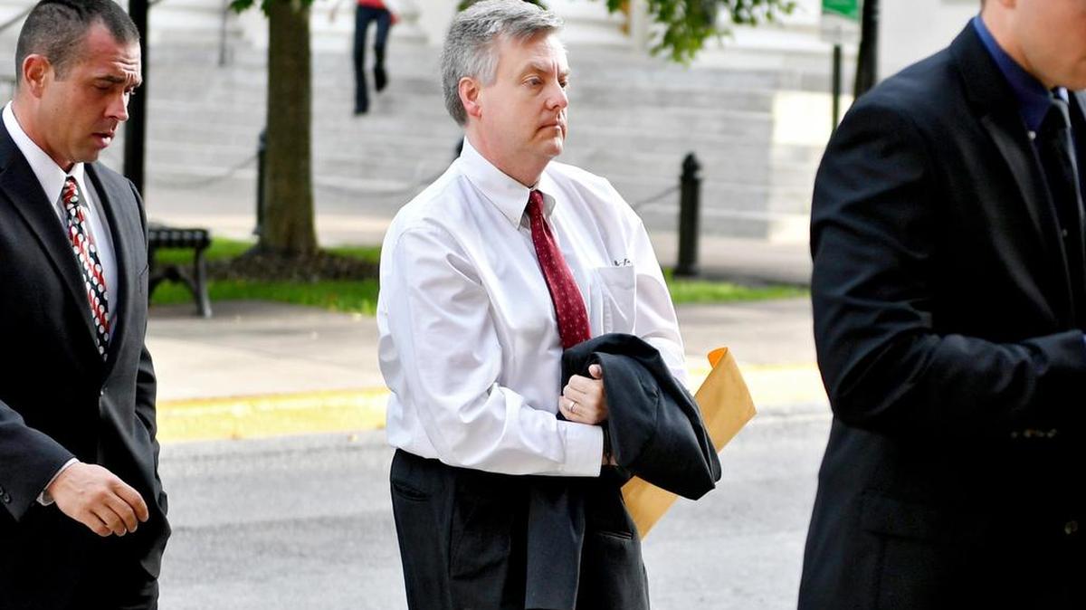 Alois Kudlach enters the Centre County Courthouse Annex for the trial in the death of his wife, Nuria, on Monday.