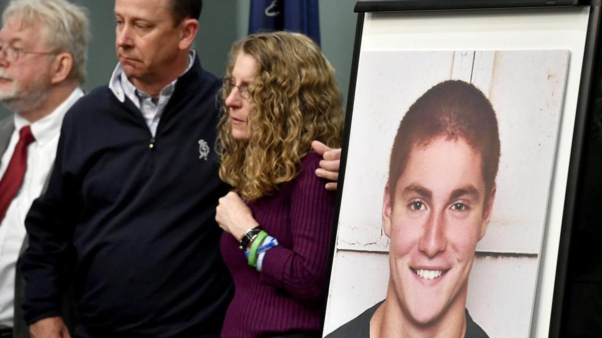 A preliminary hearing for the Beta Theta Pi fraternity members charged for their alleged roles in the death of pledge Timothy Piazza, 19, began Monday morning at the Centre County Courthouse.