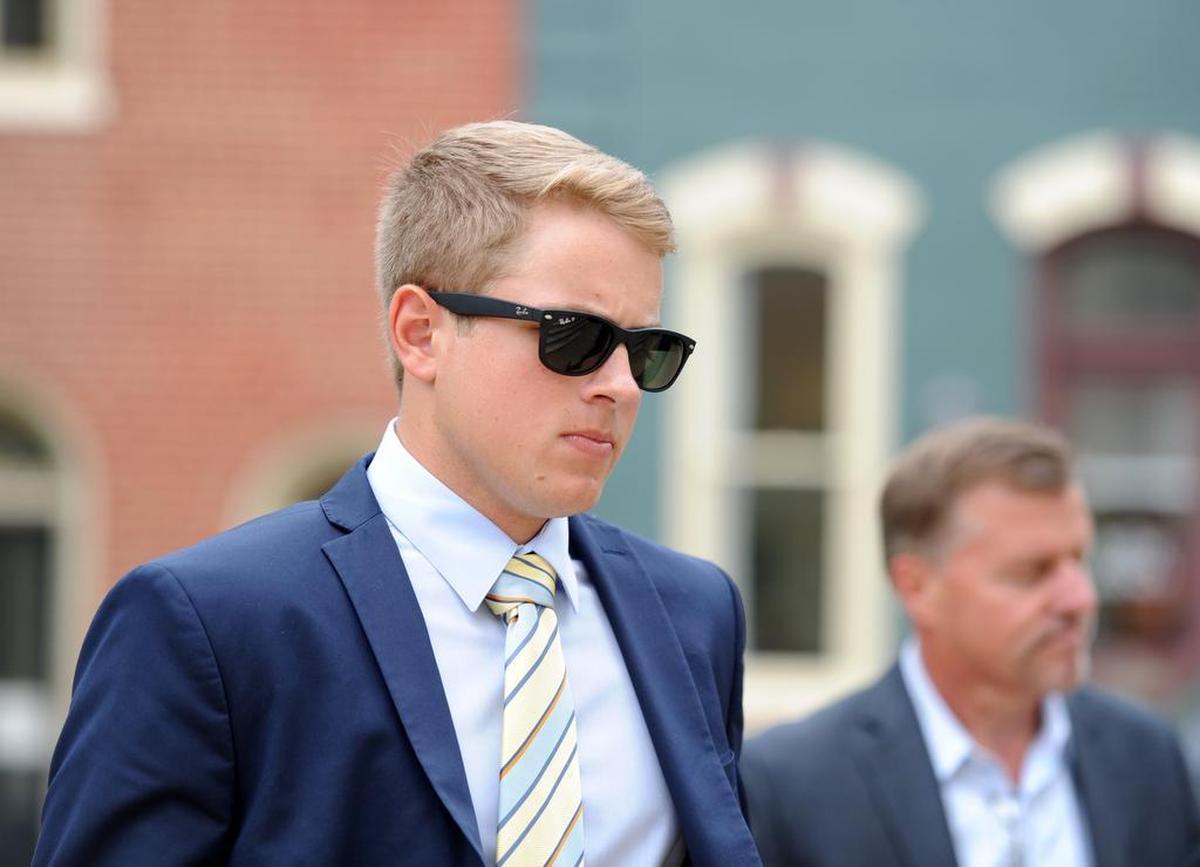 Former Beta Theta Pi brother Lars Kenyon enters the Centre County Courthouse on Aug. 11, 2017.