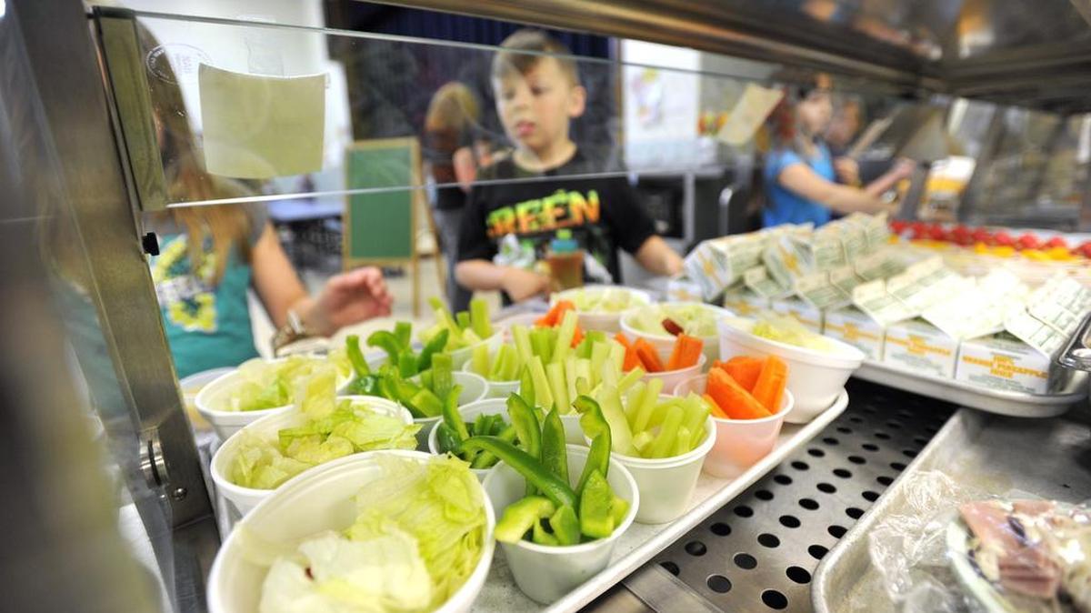 A federal program to cover the cost of school meals for all students will not be in effect for the 2022-23 school year.