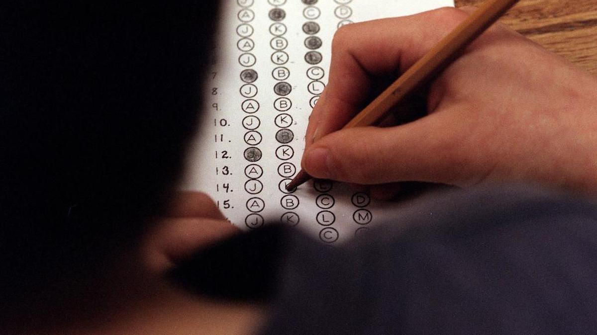 Gov. Tom Wolf announced earlier this week that his administration plans to reduce the amount of classroom time devoted to standardized tests by 20 percent.