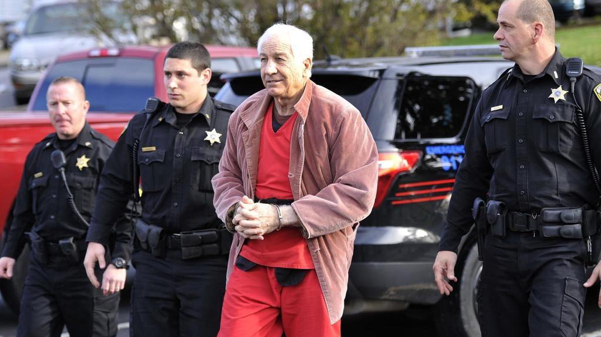 Jerry Sandusky arrives at the Centre County Courthouse for a hearing in Bellefonte on Oct. 29, 2015.