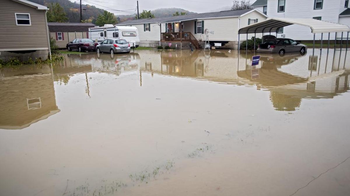 U.S. Small Business Administration Disaster Loan Outreach Centers are closing on Thursday. Homeowners, businesses and renters interested in applying for loans to deal with damage from Oct. 21 flooding can still do so online or over the phone.