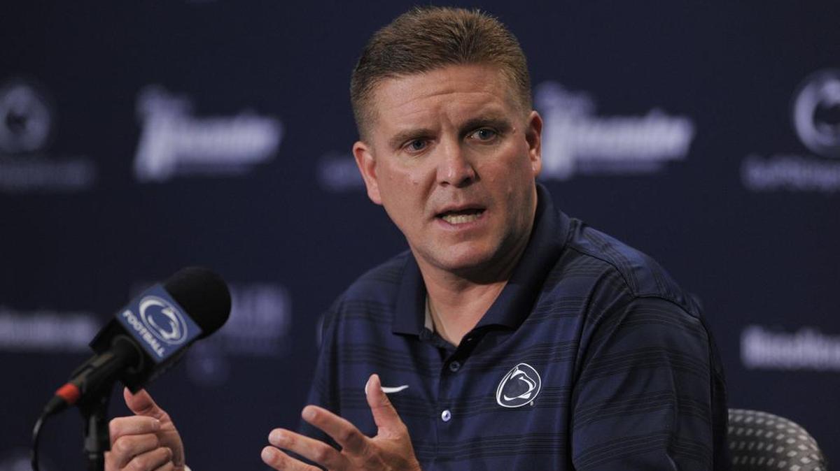 Former Penn State defensive coordinator Bob Shoop told reporters in Tennessee on Friday that the lawsuits involving Penn State were not a distraction.