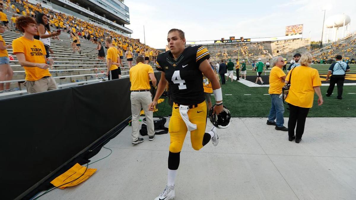 Iowa quarterback Nathan Stanley has helped rejuvenate the Hawkeyes’ passing offense, according to the Cedar Rapids Gazette’s Marc Morehouse.