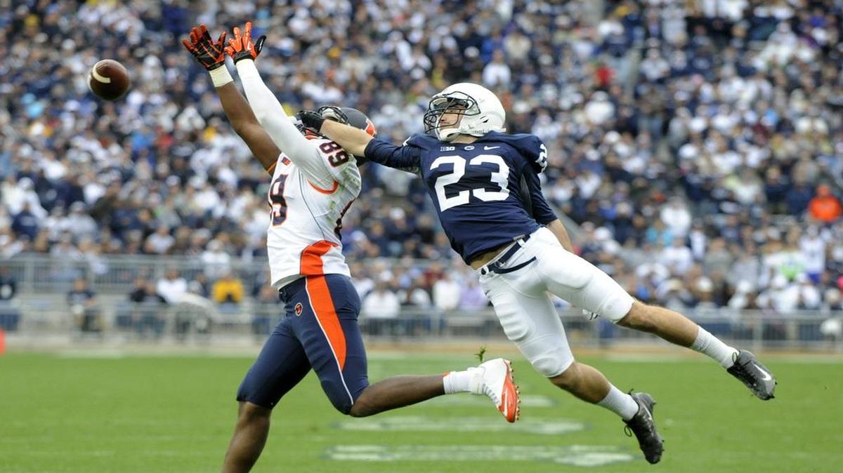 Former Penn State safety Ryan Keiser breaks up a pass against Illinois' Evan Wilson on Nov. 2, 2013. Keiser snagged an interception against Illinois that wound up as a Sportscenter Top-10 play.