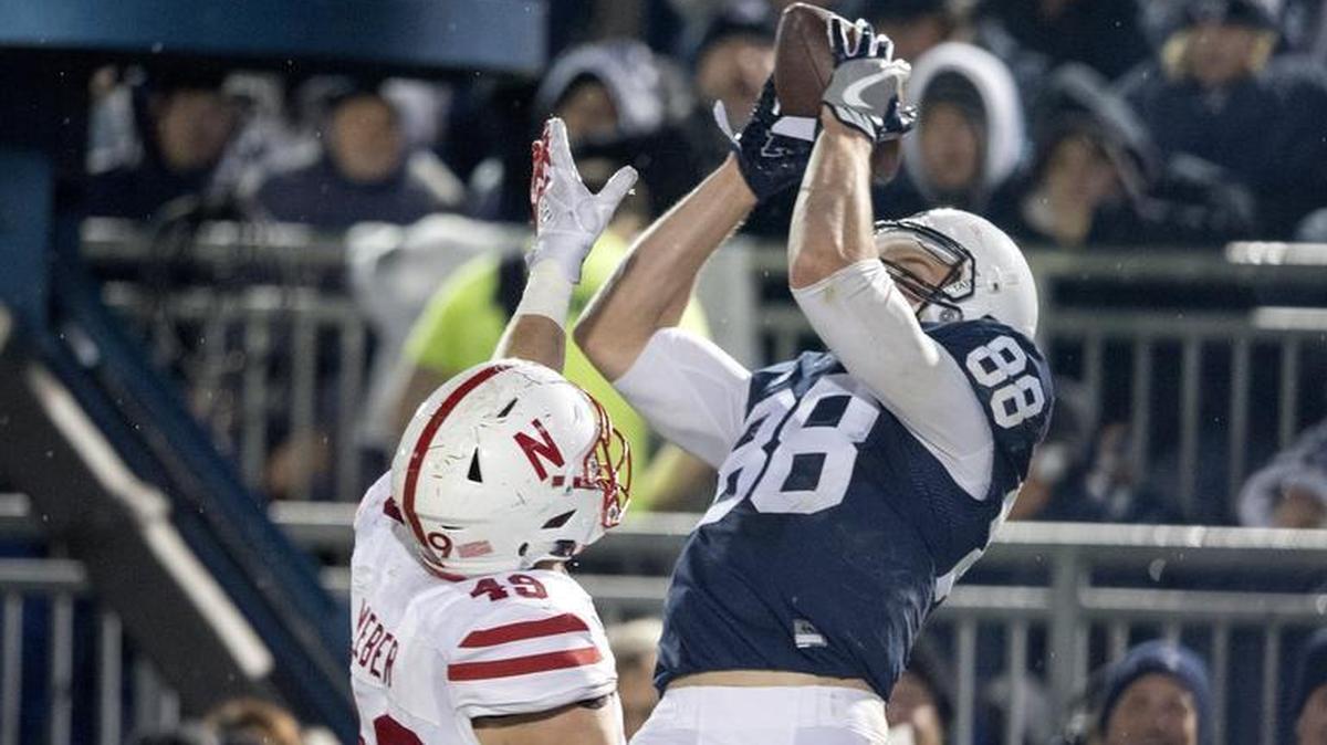 Penn State tight end Mike Gesicki makes a catch for a touchdown over Nebraska linebacker Chris Weber during the game on Saturday. Gesicki and the Nittany Lions remain at No. 10 in the latest College Football Playoff rankings.