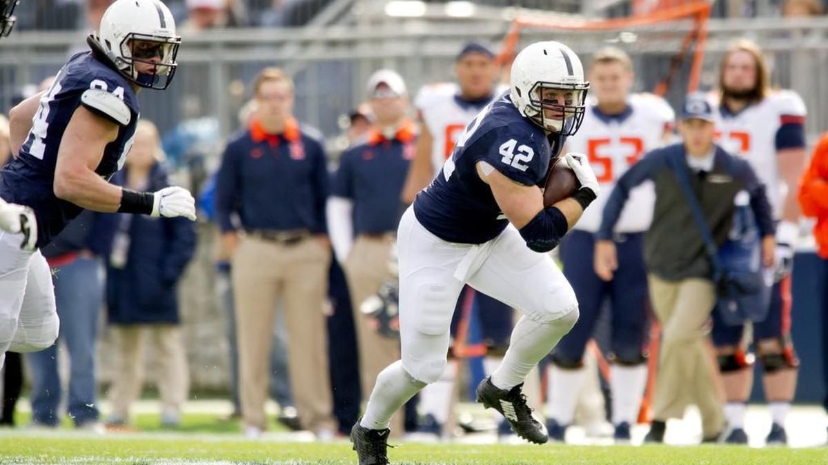 Penn State’s Troy Reeder intercepts the ball during the Saturday, October 31, 2015, game against Illinois at Beaver Stadium. Reeder will transfer to the University of Delaware.