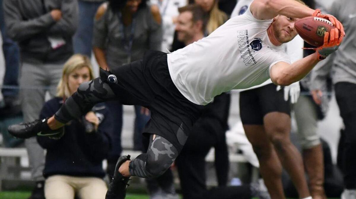 Former Penn State tight end Mike Gesicki runs a drill during Pro Day.