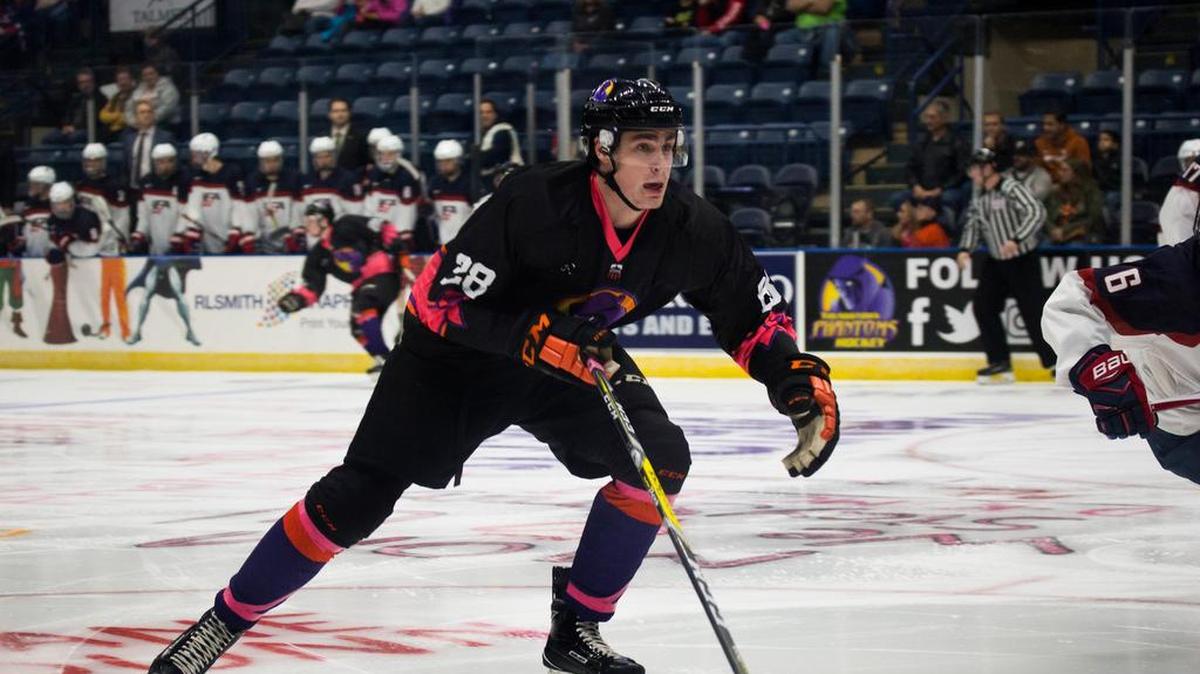 Freshman forward Brett Murray joined the Penn State men’s hockey team for the new semester at the beginning of January.