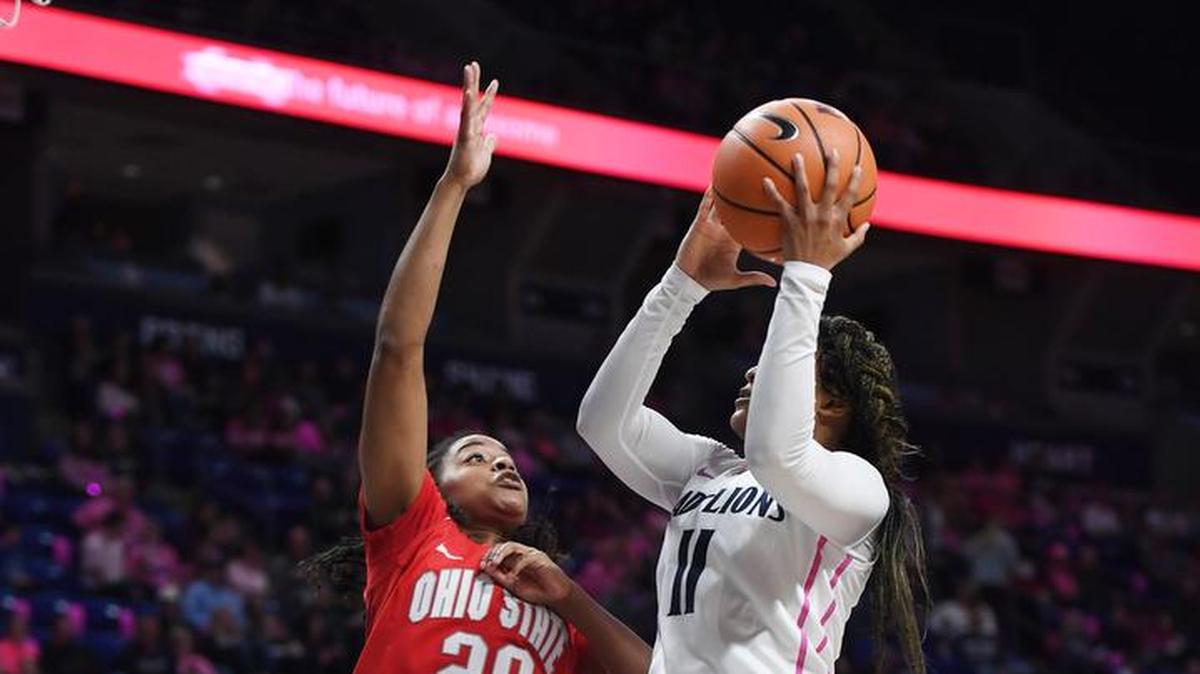 Penn State guard Teniya Page, seen here last week, scored 38 points in her team’s 83-57 win over Illinois in the first round of the Big Ten tournament.