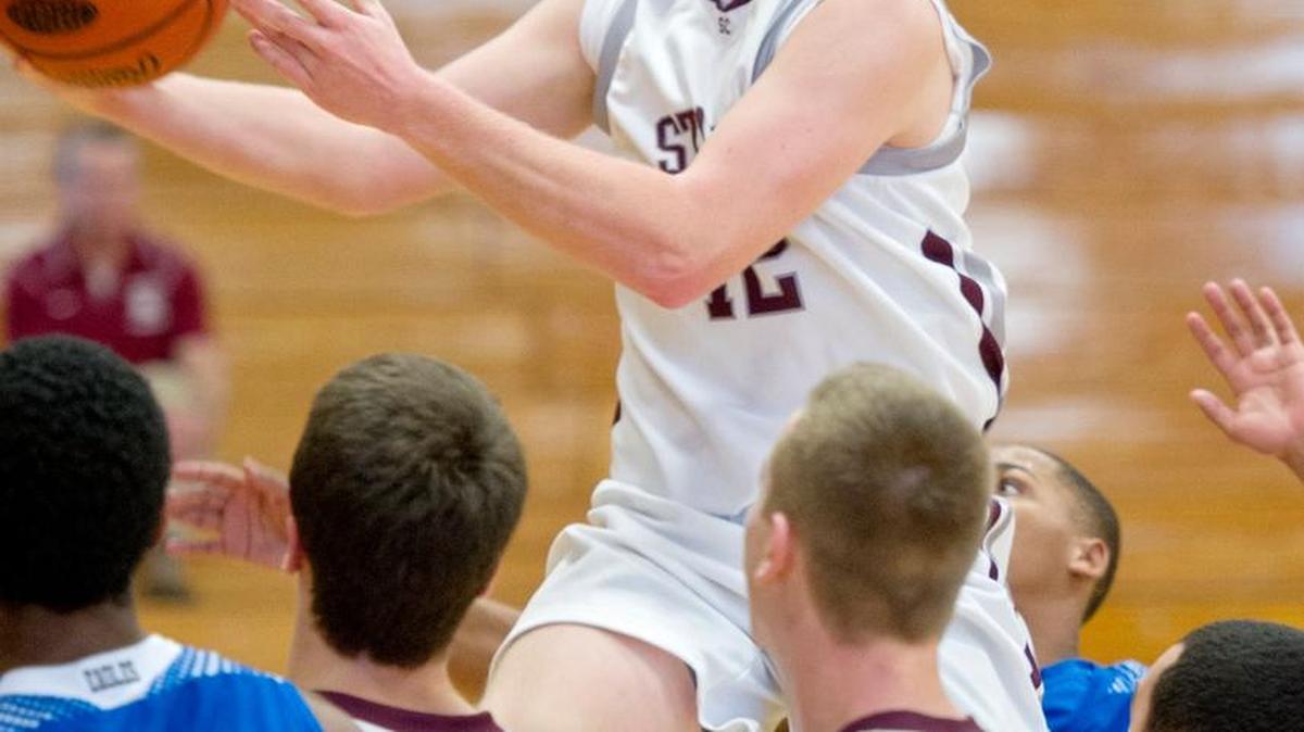 State College's Drew Friberg scored all seven of his team’s points in the fourth quarter of a 46-43 win over Altoona on Monday.